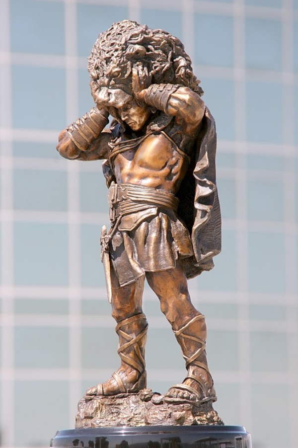 Hercules-Bronze-Left-Side-With-Building-Background-IMG_3644 | Chris Ingram